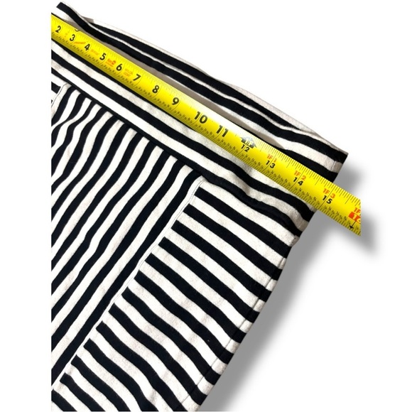Black and White Contrasting Stripes High Waist Bodycon Mini Pencil Skirt - Picture 8 of 15